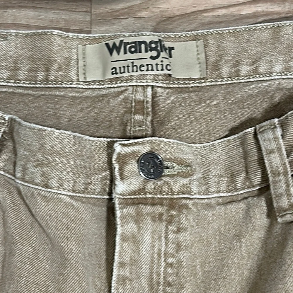 Wrangler Authentics Jeans Men’s Tan Denim Straight Leg Zip Mid Rise 40x30